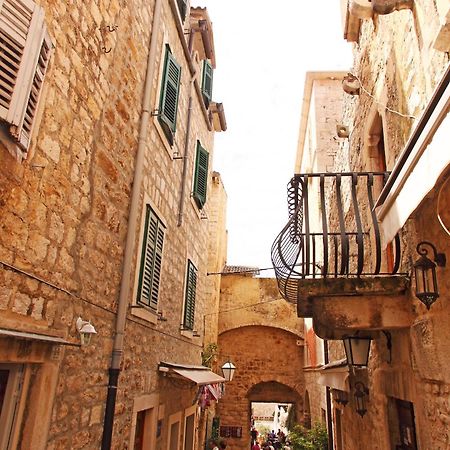 Rooms And Apartments Villa Town Gate Hvar フヴァル エクステリア 写真