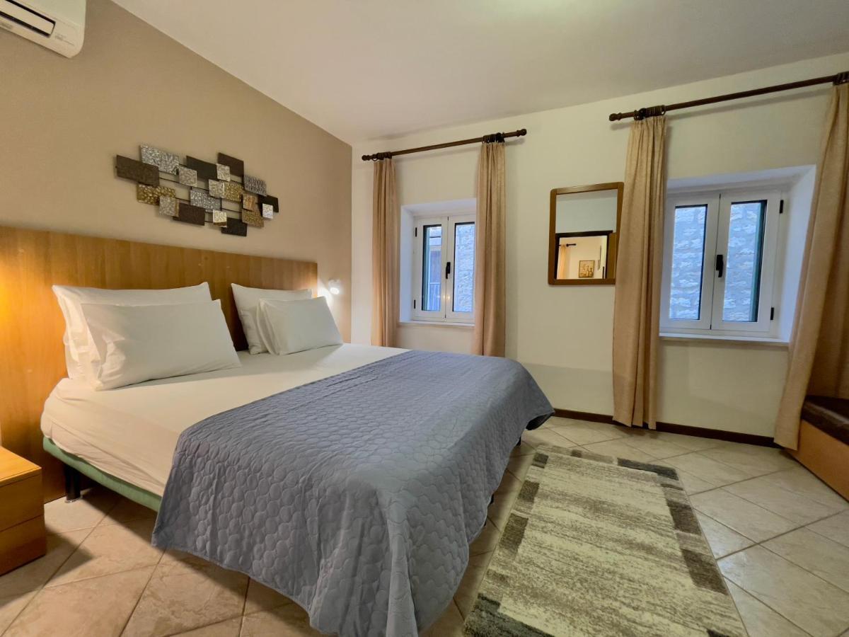Rooms And Apartments Villa Town Gate Hvar フヴァル エクステリア 写真